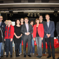 v.li: Rosy Wolters, Johannes Petersen, Martin Geitz, Wolfgang Schmitt-Kirchner, Marion Both, Julia Stürmer-Hawlitschek, Michael Umhöfer, Ralf Stegner, Birgit Umhöfer, Kathi Petersen, Ralf Hofmann, Stephan Kuserau, Joachim Schmidl